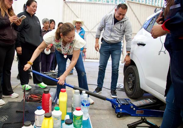 Realizan "Jornada de Bienestar" en Xochimehuacán