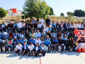 Imparten clase de box en Bachillerato de Chautla