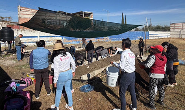 "El Camino Hacia Escuelas Sustentables" iniciativa ecol&oacute;gica