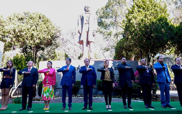 Se celebró el 220 aniversario del natalicio de Benito Juárez