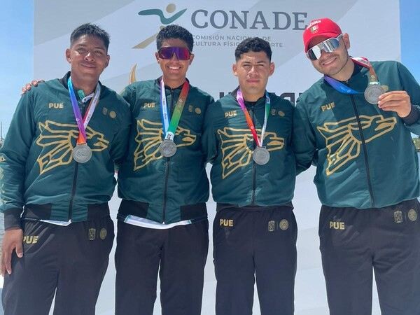 Delegación poblana conquista podios en remo y boxeo