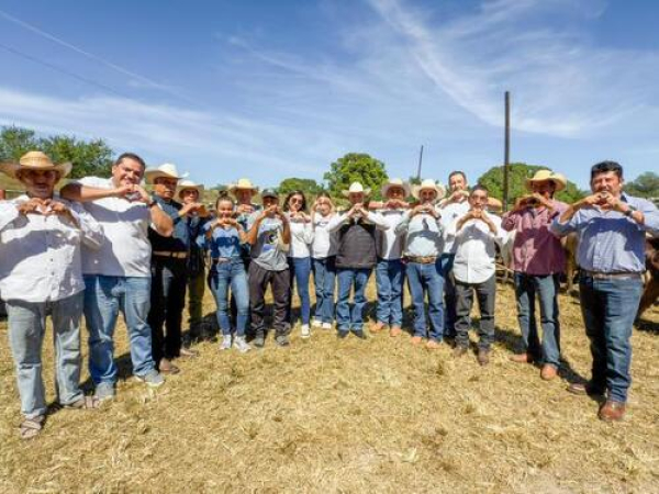 Puebla impulsa sanidad animal en Jolalpan