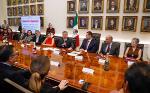 Puebla e IMPI protegen la propiedad industrial y la Sidra de Huejotzingo