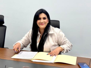 Lenguas Ind&iacute;genas deben escucharse: Delfina Pozos