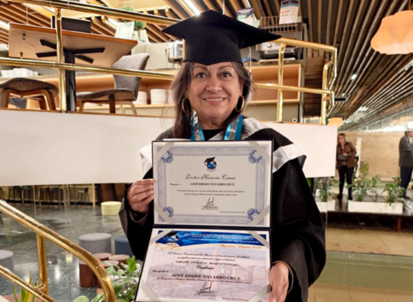 Reconocen a investigadora de la BUAP