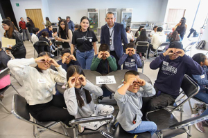 &quot;ImagiNNAcción Transformando lo que Vemos&quot;, el contenido del celular