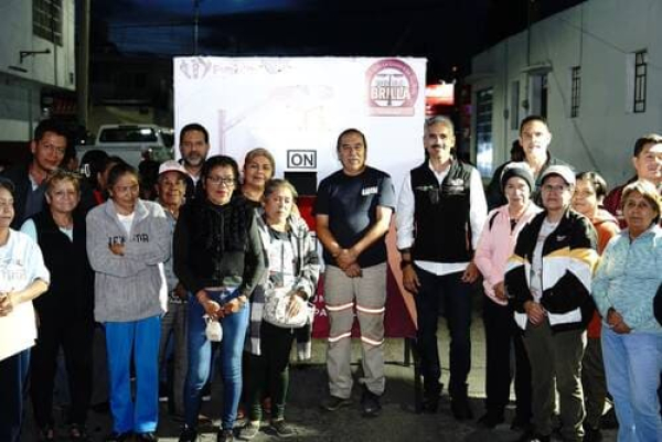 Ayuntamiento moderniza 77 luminarias con tecnología LED