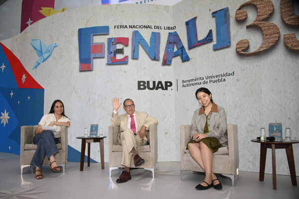 Continúan actividades culturales en FENALI BUAP 39