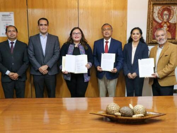 Por la educación, Arte y Cultura firma convenio con UPAEP