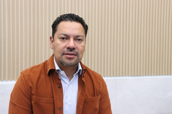 Proponen mejores prestaciones para policías