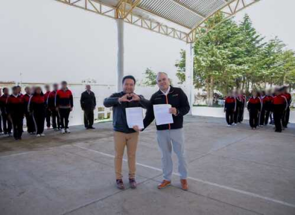 UTTECAM firma convenio con Ayuntamiento de Atzitzintla