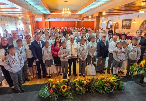 Reconocen talentos de Olimpiada del Conocimiento 2026