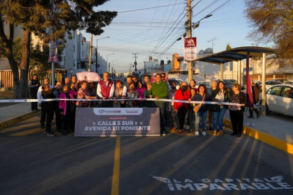 Entregan rehabilitación vial en Loma Bella