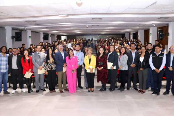 Salud capacita a pasantes de Psicología