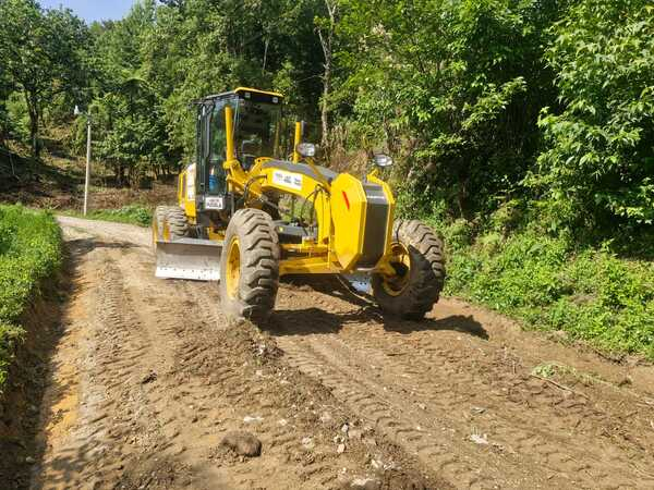 En Nauzontla, reparan camino Santa Lucía - La Unión