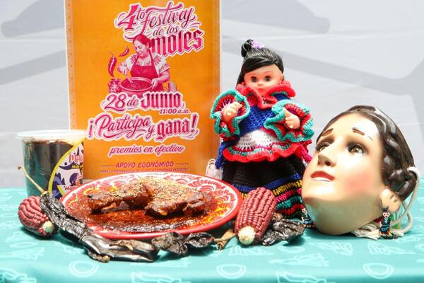 Xochimehuacan presenta el "Festival Intercultural de Moles"