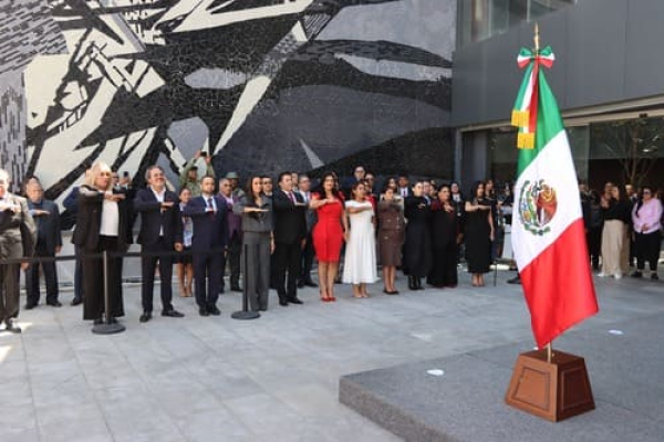 Congreso conmemora 216 años de Independencia