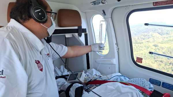 Trasladan desde Cuetzalan a mujer embarazada