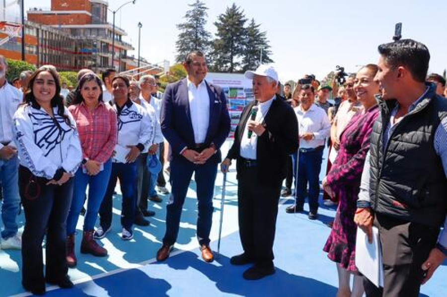 Inauguran canchas en Seminario Palafoxiano