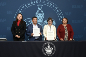 Firman convenio BUAP e Infraestructura Estatal