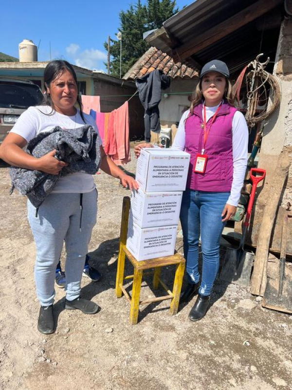 SEDIF entrega apoyos a familias afectadas por temporada de lluvias
