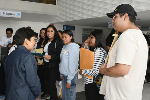 Jóvenes inician inscripción al nivel superior de la BUAP