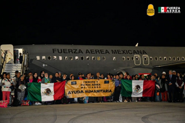 Regresan dos aviones de Israel con mexicanos