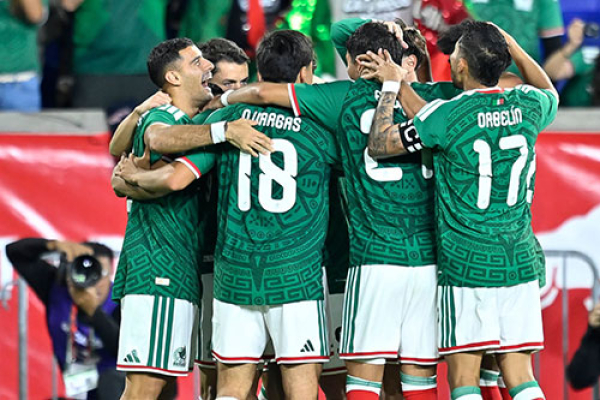 México vuelve a empatar ahora ante Perú
