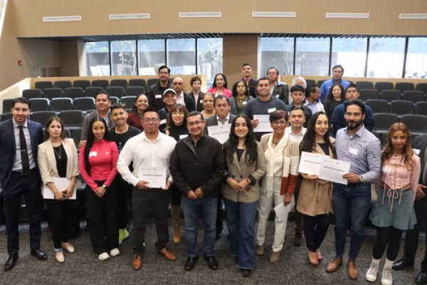 Congreso reconoce logros de deportistas poblanos