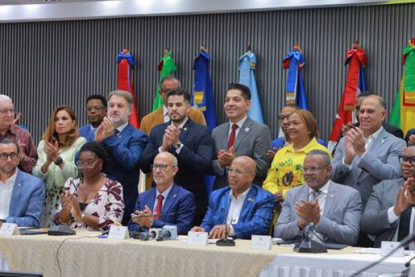 Piden reducir intermediarios en comercio agroalimentario