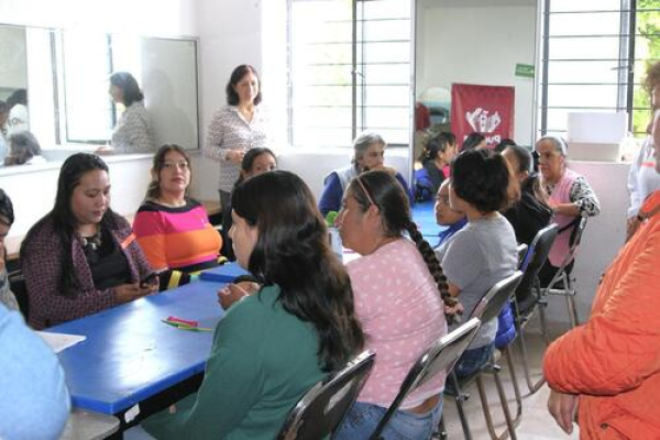 Puebla capital impulsa empoderamiento de mujeres en Santo Tomás Chautla
