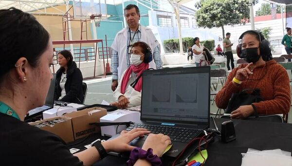 SEDIF entrega 36 mdp en auxiliares auditivos