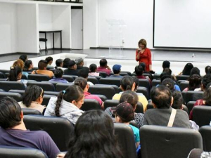UTH fortalece vinculación con madres y padres de familia