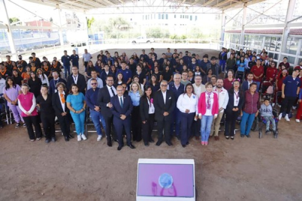 SMDIF firma convenio con Terapias Ecuestres México