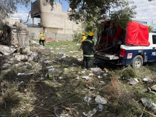 PC Estatal atiende explosión en Zacaola